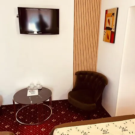Evozava Hotel 3*